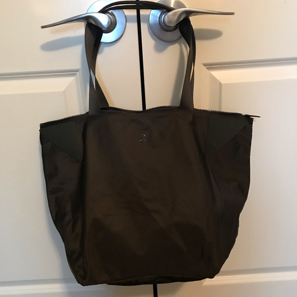 Lululemon Tote